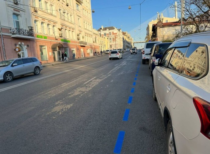 Послабление водителям: во Владивостоке отменили плату за городские парковки