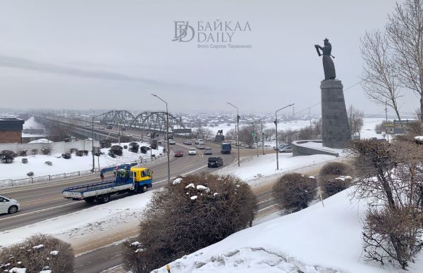 Местами по Бурятии небольшой снег