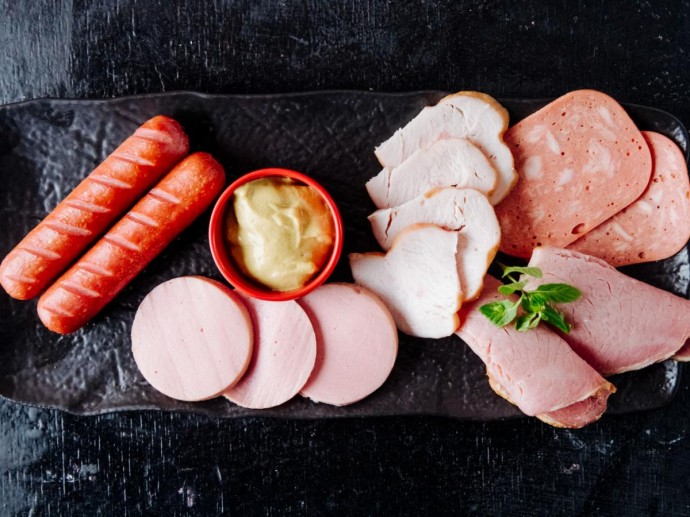 Вот что ждёт покупателей колбасы к 2026 году — аналитики Points: Lab Вот что ждёт покупателей колбасы к 2026 году — аналитики Points: Lab