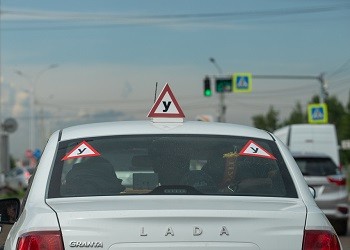 Амурчане могут оплатить маткапиталом обучение детей в автошколах