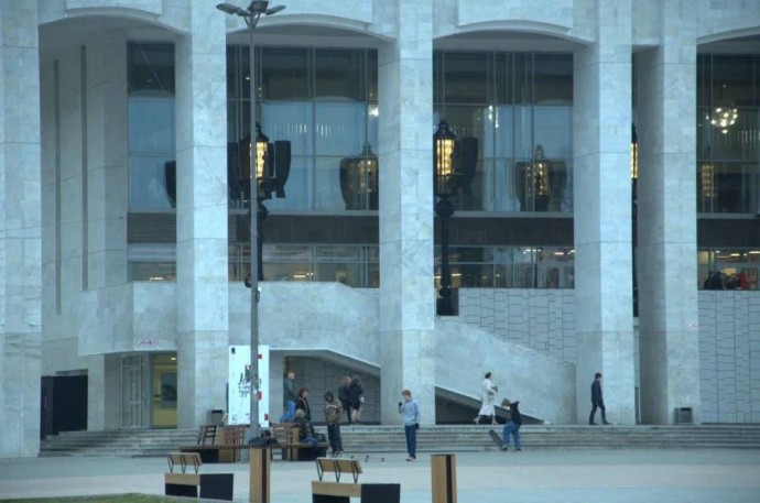 Спектакли на большой сцене Театра-Театра будут идти до конца новогодних праздников