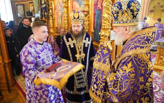 Клириков Курской епархии предложили представить к церковным наградам