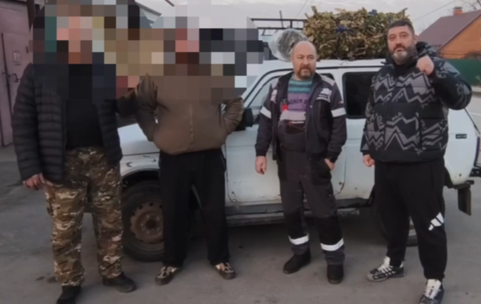 Туляки передали военным внедорожник «Нива» и средства защиты от дронов