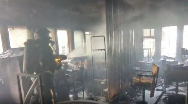 В Братске потушили пожар в гостинице