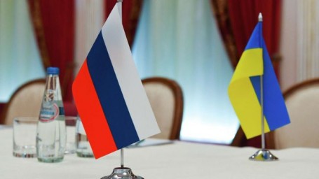 В МИД России сообщили о продолжении переговоров с Украиной