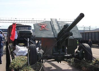 Железнодорожники Приамурья создали копии военной техники для поезда «Победы»