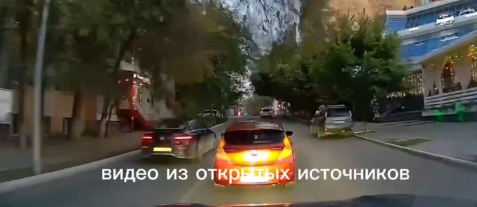 В Астрахани наказали автоледи, возомнившую себя хозяйкой дороги