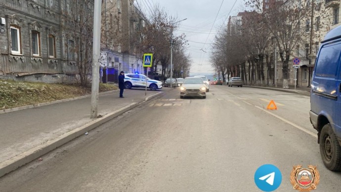 В Уфе «Газель» сбила подростка на пешеходном переходе В Уфе «Газель» сбила подростка на пешеходном переходе