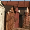 В Заокском мужчина украл из чужого гаража бензопилу, бензогенератор и набор ключей