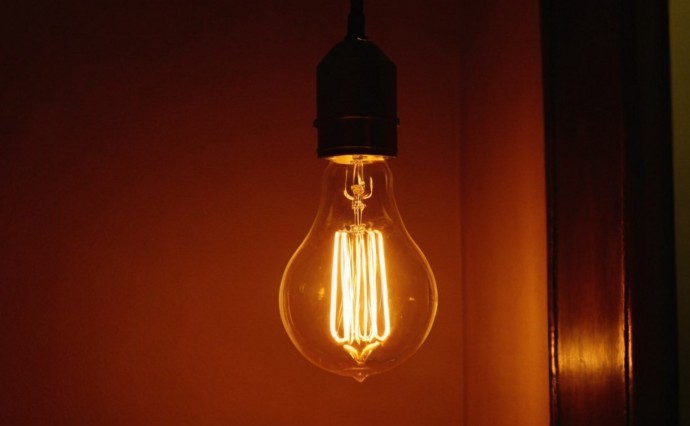 Часть Курильска осталась без света из-за короткого замыкания Часть Курильска осталась без света из-за короткого замыкания