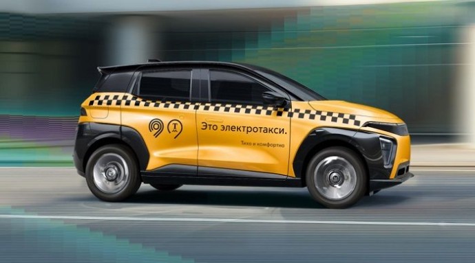«Атом» на этой неделе представит версию электромобиля для работы в такси