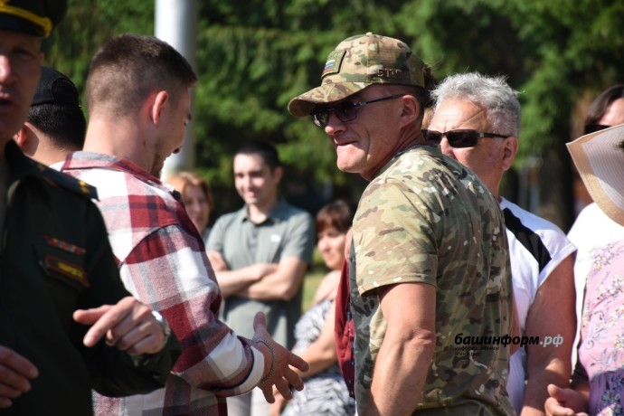 В Башкирии приняли закон о трудоустройстве ветеранов СВО В Башкирии приняли закон о трудоустройстве ветеранов СВО