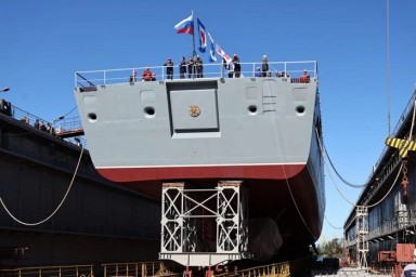 В Санкт-Петербурге на воду спущен новый фрегат-носитель гиперзвуковых ракет «Циркон»