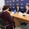Земельные вопросы и помощь семьям погибших на СВО: Антон Волошко провёл личный приём граждан