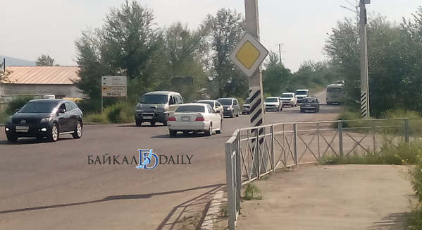 Улан-удэнцам рассказали, что делать за рулём в адскую жару