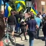 На митинге в Италии произошла стычка из-за флагов Украины