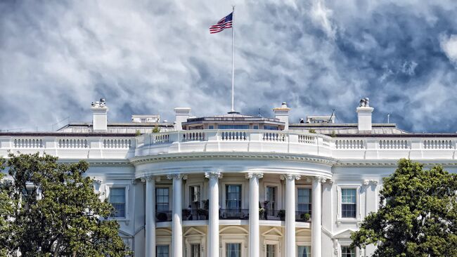 США отменили правило о беспошлинном ввозе китайских товаров, пишет NYT