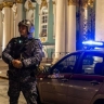 Желавший сделать фото в тронном кресле мужчина отправился из Эрмитажа в полицию