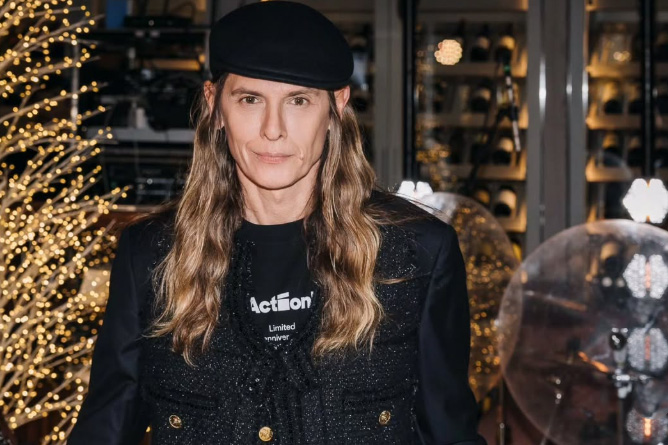 Стилист Влад Лисовец впервые ответил на вопрос об онкозаболевании Стилист Влад Лисовец впервые ответил на вопрос об онкозаболевании