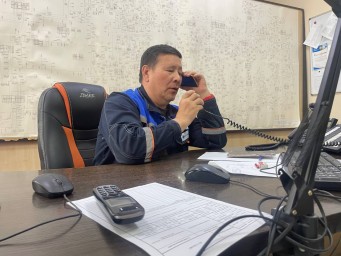 В Якутске водитель самосвала оставил без света жителей по Покровскому тракту