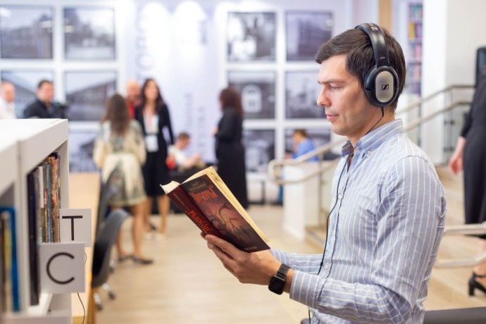 Сергунина: В столичных библиотеках забронировали уже миллион книг через онлайн-сервис