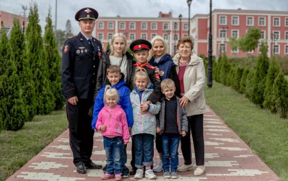 Курская семья Тенёткиных стала победителем Всероссийского конкурса «Семья года»
