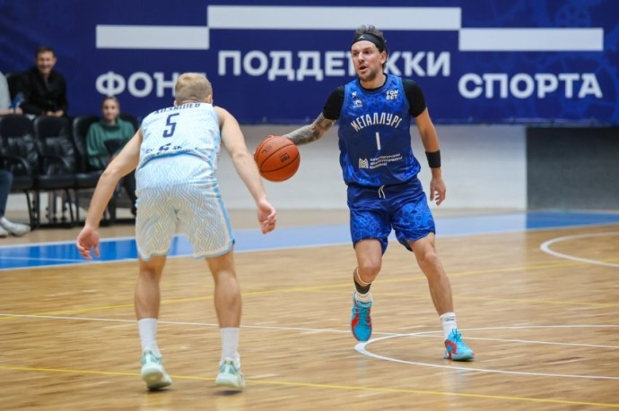 "Металлург" дома разгромил соперника "Металлург" дома разгромил соперника