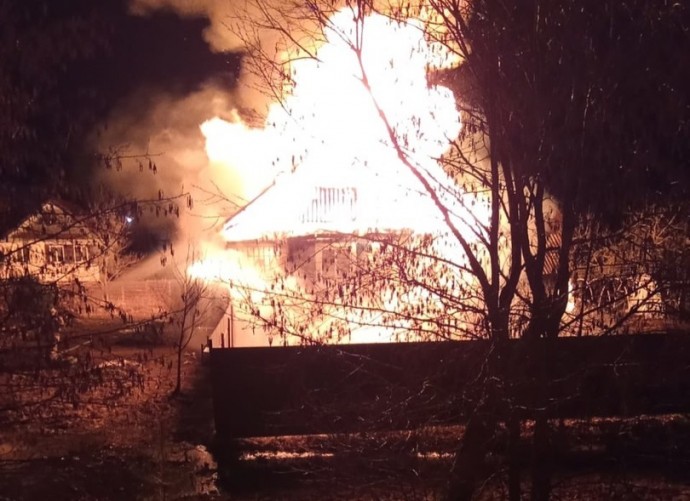 На пожаре в посёлке Хвойная обнаружили погибшего мужчину