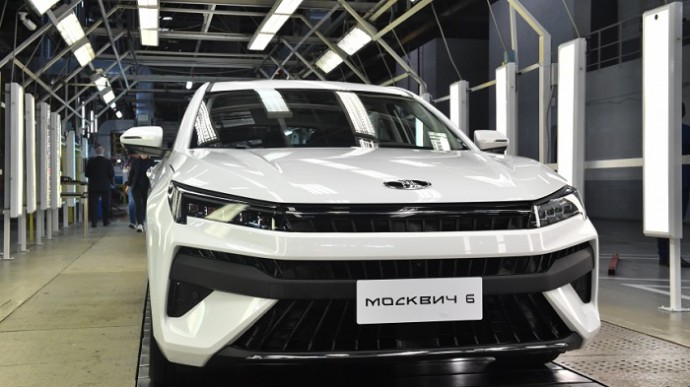 Россия передала Кубе партию лифтбэков «Москвич 6» для нужд социальной сферы