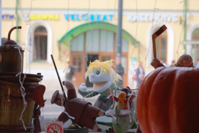 95 лет творчества и волшебства. Отправляемся за кулисы Московского театра кукол