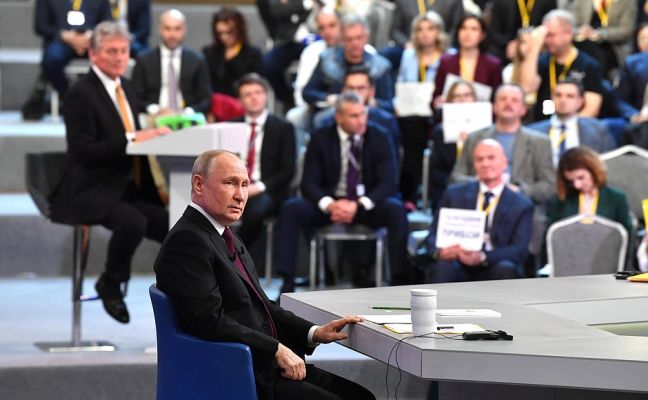 Более половины россиян планируют смотреть «Прямую линию» с Путиным — опрос Более половины россиян планируют смотреть «Прямую линию» с Путиным — опрос