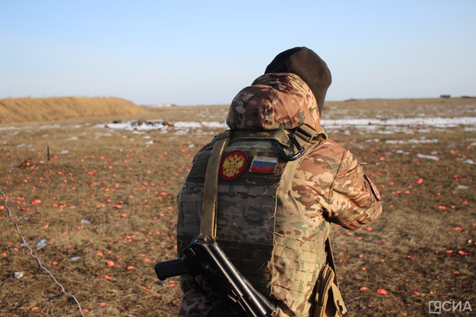 Автотехнику и гумгруз отправят из Якутии в зону СВО Автотехнику и гумгруз отправят из Якутии в зону СВО