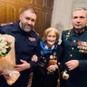 Офицеры СК России поздравили участницу Великой Отечественной войны Полину Дмитриевну Громову с наступающим Новым годом