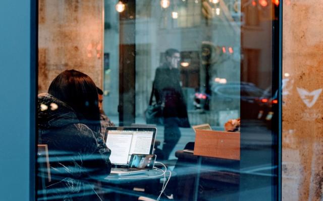 Чиновники в Башкирии смогут принимать граждан онлайн