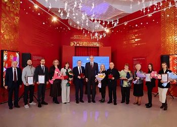 Госнаграды вручили отличившимся амурчанам