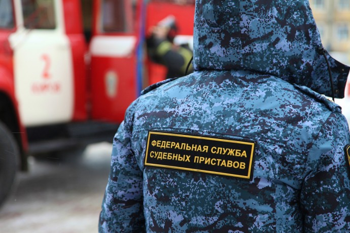 Приставы обязали минздрав обеспечить ребенка лекарством