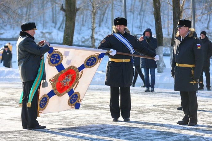 Бригада ТОФ вновь переформирована в 55-ю гвардейскую дивизию морской пехоты Бригада ТОФ вновь переформирована в 55-ю гвардейскую дивизию морской пехоты