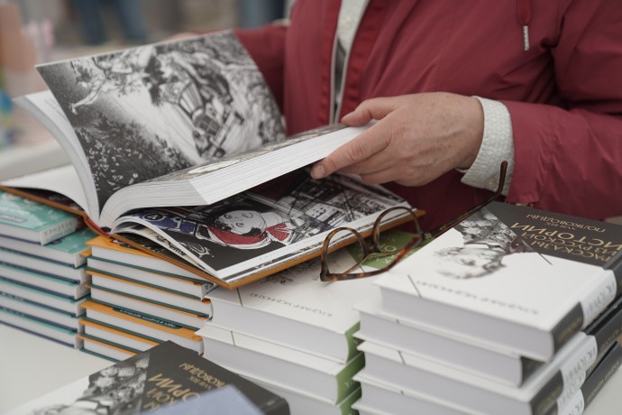 Книжные магазины попросили ограничить конкуренцию с маркетплейсами