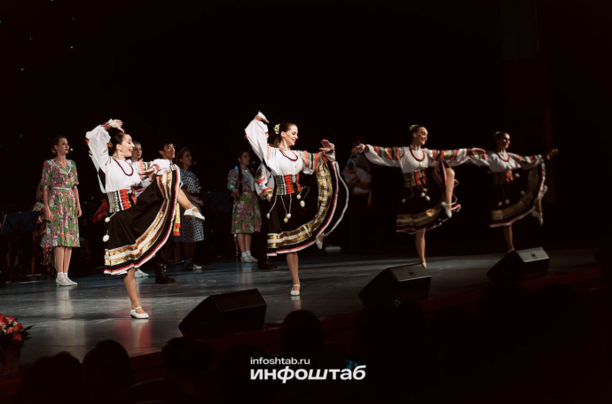 Баста и Асти в тренде: россияне не экономили на концертах звезд