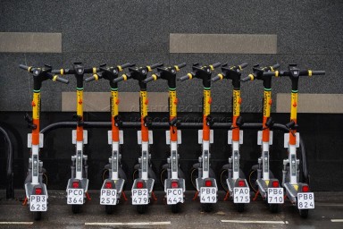 Электровелосипед и электросамокаты передали Музею транспорта Москвы