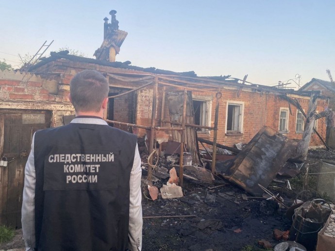 Следователь начал проверку по факту гибели на пожаре жителя деревни Солова