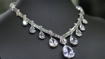 Помощь в розыске сданных в ломбард похищенных украшений смягчает наказание — суд