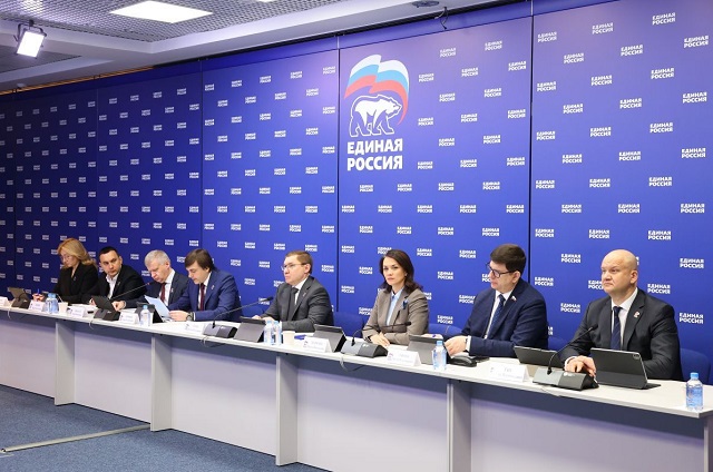 «Единая Россия» и Минпросвещения дали поручения регионам по программам капремонта и строительства объектов образования