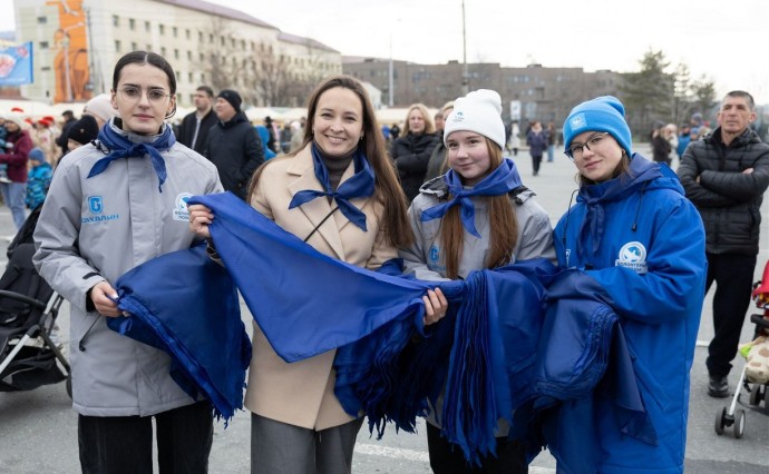 Тысячи сахалинцев приняли участие в мероприятиях в честь Дня народного единства Тысячи сахалинцев приняли участие в мероприятиях в честь Дня народного единства