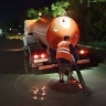 Улицы в Благовещенске продолжают освобождать от луж
