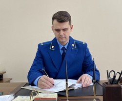 Троих водителей-экспедиторов будут судить за подкуп начальства