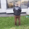 Тело мужчины обнаружили у подъезда дома на Фарфоровской улице: подозреваемый в убийстве задержан