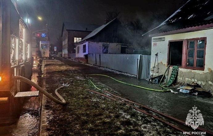 При пожаре на улице Болдина в Туле мужчина получил ожоги