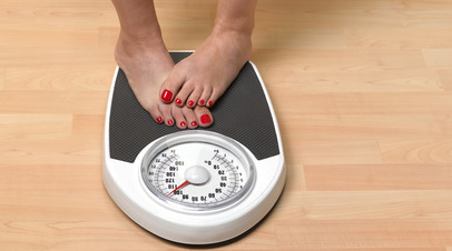 Россиянам объяснили, как не набрать вес в период новогодних праздников Россиянам объяснили, как не набрать вес в период новогодних праздников