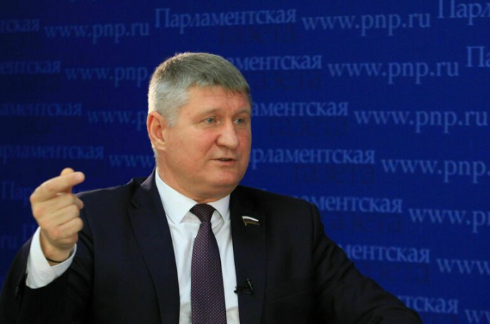 Депутат посоветовал Зеленскому после слов об уступках «помалкивать в тряпочку»